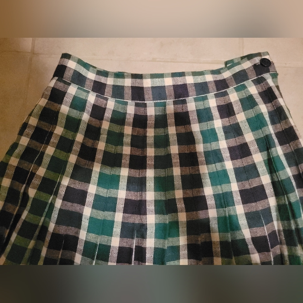 Talbots Green and Black Plaid A-Line Skirt - Picture 5 of 11